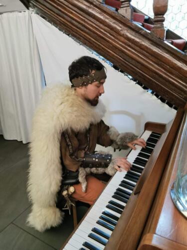 Behind the scenes at the piano